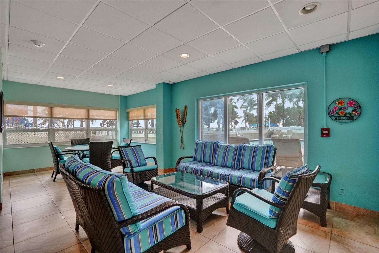 133 N Pompano Beach Blvd, Unit 704, Pompano Beach, FL 33062 Photo