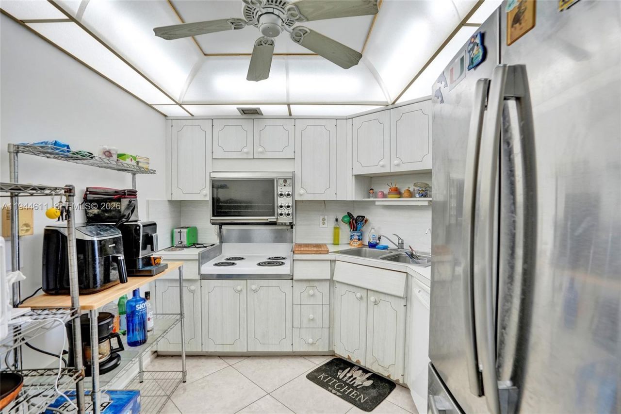 133 N Pompano Beach Blvd, Unit 704, Pompano Beach, FL 33062 Photo