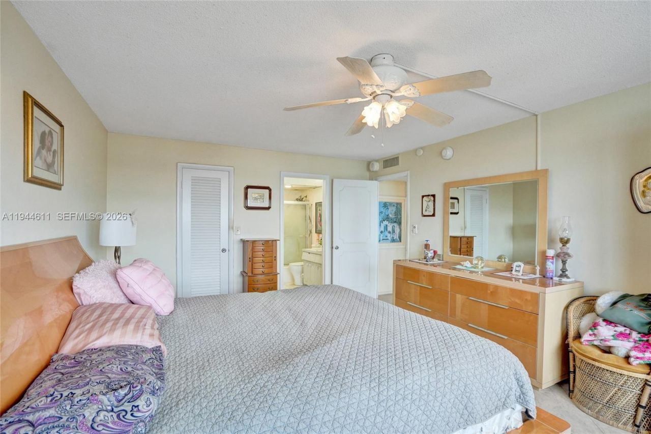 133 N Pompano Beach Blvd, Unit 704, Pompano Beach, FL 33062 Photo