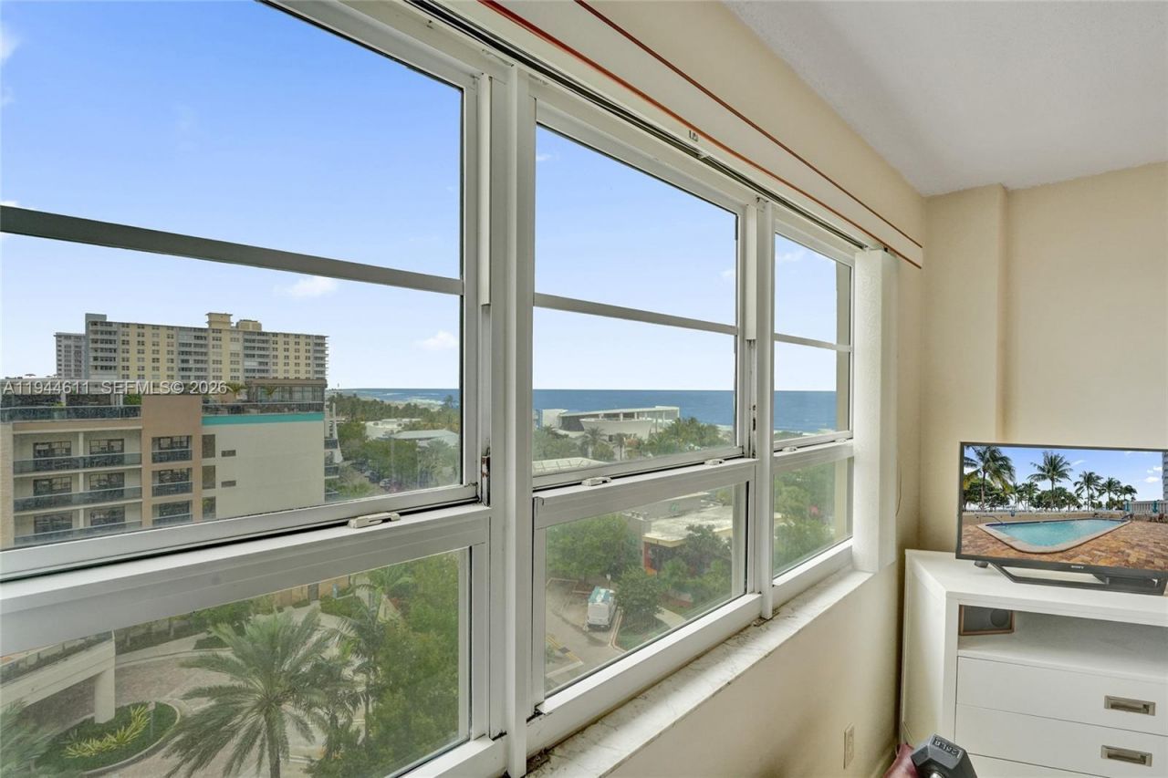 133 N Pompano Beach Blvd, Unit 704, Pompano Beach, FL 33062 Photo