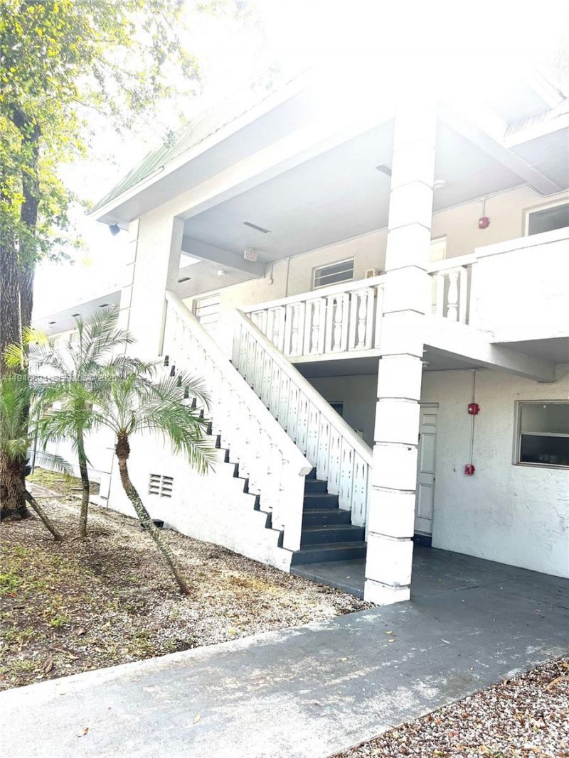 17255 SW 95th Ave, Unit 241, Palmetto Bay, FL 33157 Photo