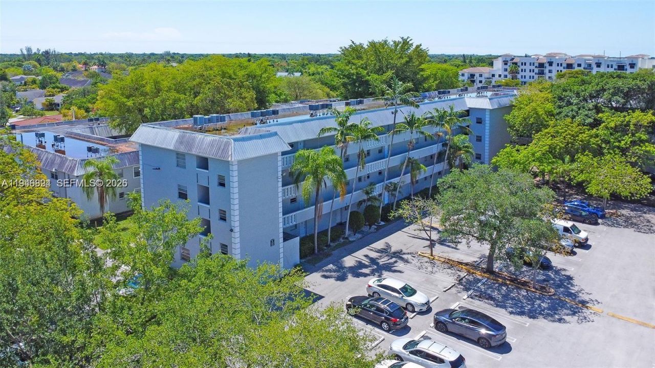 17255 SW 95th Ave, Unit 241, Palmetto Bay, FL 33157 Photo