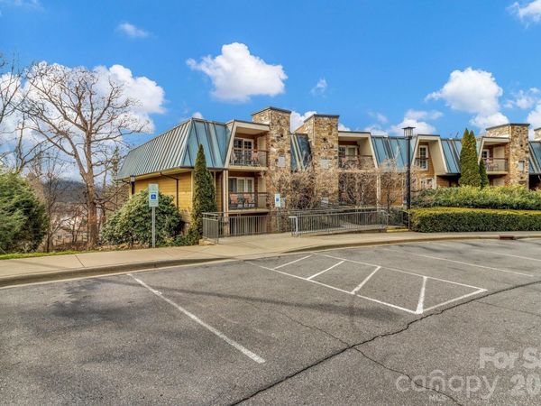 119 Bowling Park Road, Asheville, NC 28803