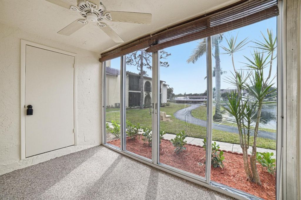 128 Lake Pine Circle, Unit B-1, Greenacres, FL 33463 Photo