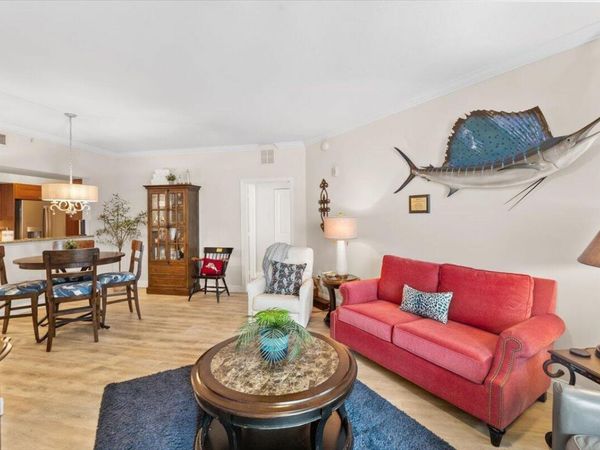 815 NW Flagler Avenue, Unit 201, Stuart, FL 34994