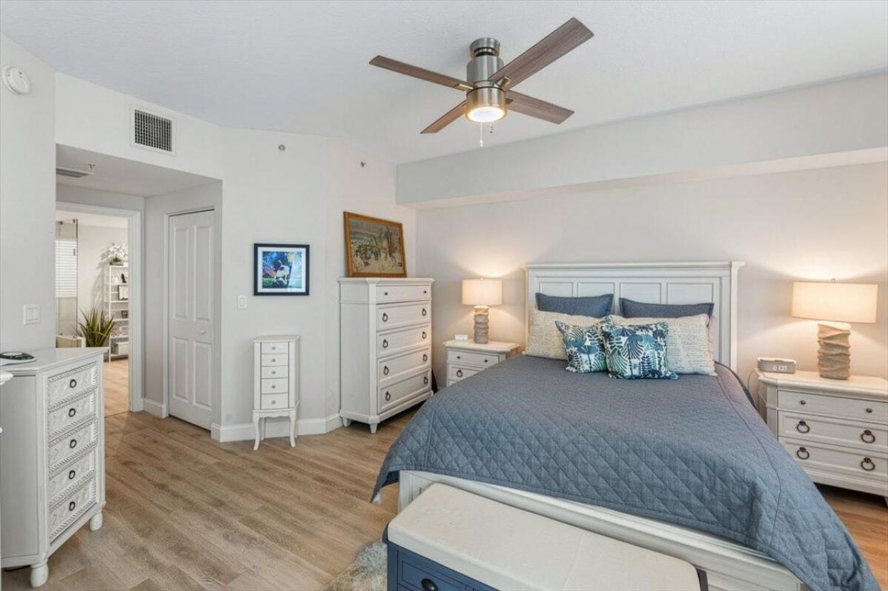 815 NW Flagler Avenue, Unit 201, Stuart, FL 34994 Photo