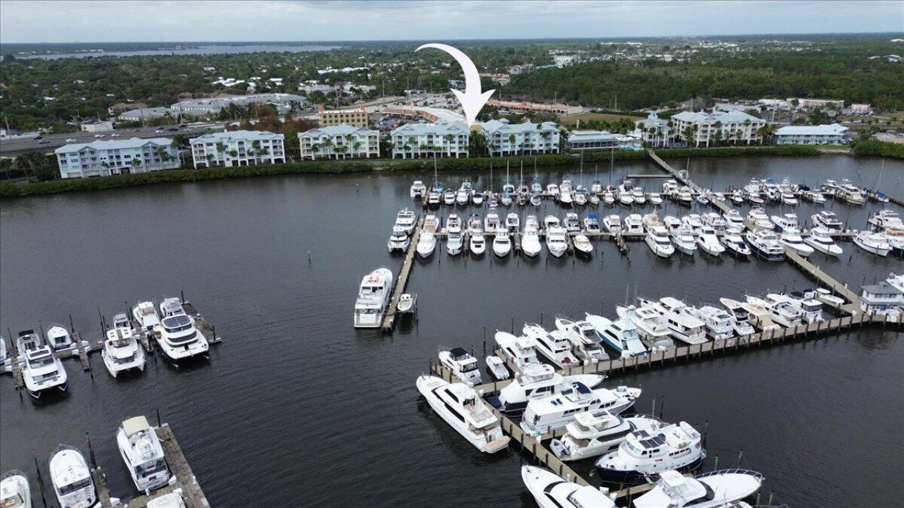 815 NW Flagler Avenue, Unit 201, Stuart, FL 34994 Photo