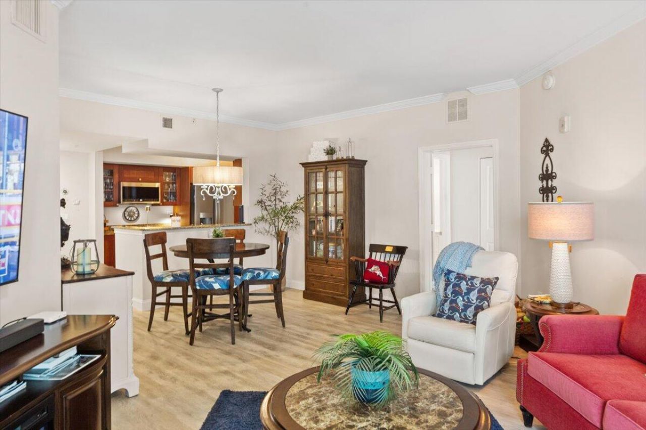 815 NW Flagler Avenue, Unit 201, Stuart, FL 34994 Photo