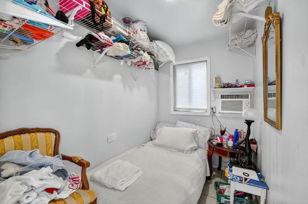 1007 Almeria Road, West Palm Beach, FL 33405 Photo