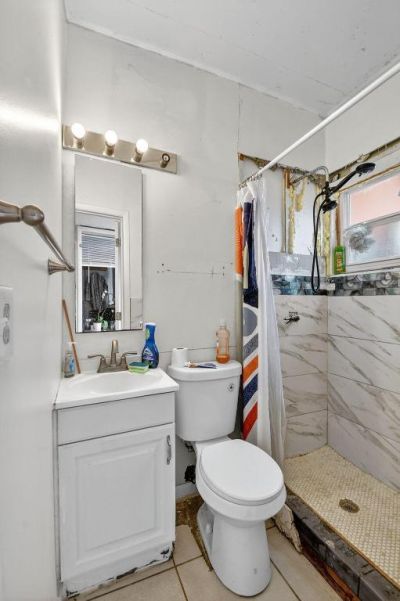 1007 Almeria Road, West Palm Beach, FL 33405 Photo