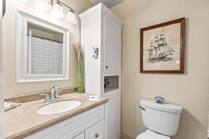 1238 S Lakes End Drive, Unit B, Fort Pierce, FL 34982 Photo