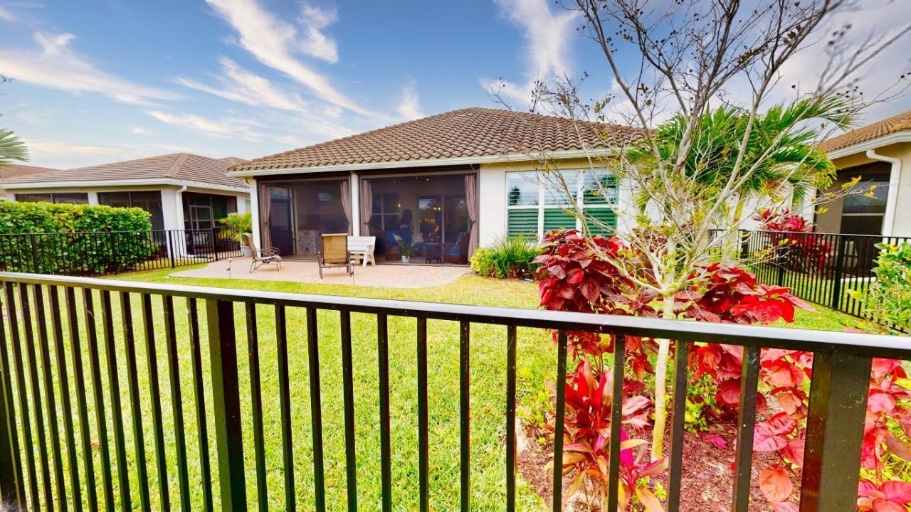 10034 SW Coral Tree Circle, Port Saint Lucie, FL 34987 Photo