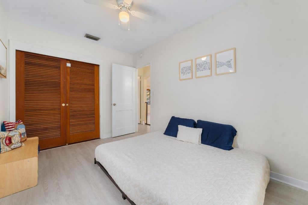 719 Valley Forge Road, West Palm Beach, FL 33405 Photo