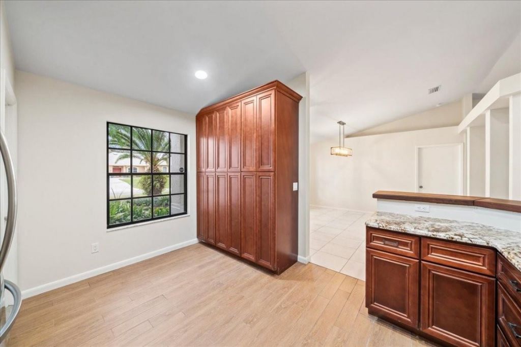 189 Abeto Terrace, Sebastian, FL 32958 Photo