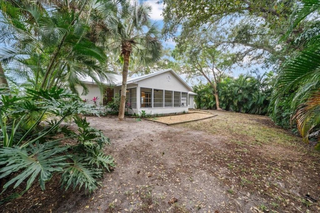 189 Abeto Terrace, Sebastian, FL 32958 Photo