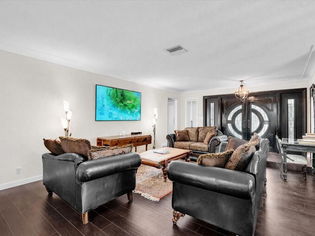 2116 NE 62nd Street, Fort Lauderdale, FL 33308 Photo