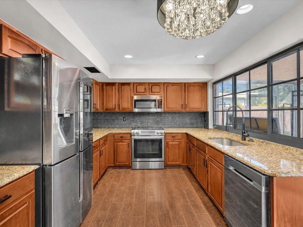 2116 NE 62nd Street, Fort Lauderdale, FL 33308 Photo