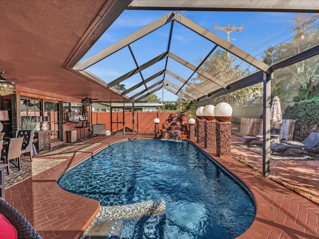 2116 NE 62nd Street, Fort Lauderdale, FL 33308 Photo