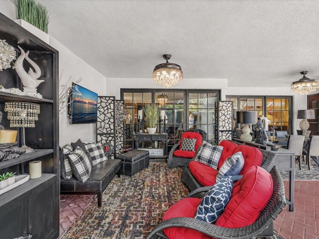 2116 NE 62nd Street, Fort Lauderdale, FL 33308 Photo