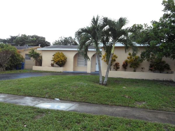 9100 NW 26th Place, Sunrise, FL 33322