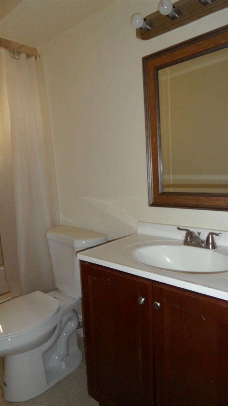 9100 NW 26th Place, Sunrise, FL 33322 Photo