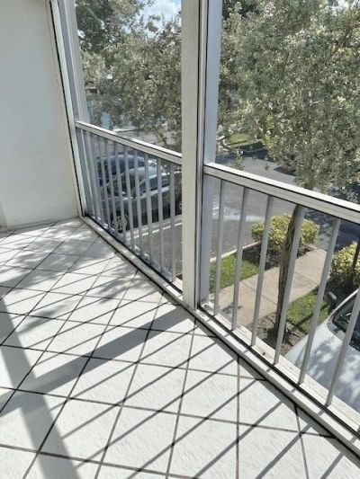 130 Cypress Club Drive, Unit 323, Pompano Beach, FL 33060 Photo