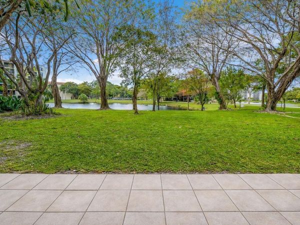 2214 S Cypress Bend Dr, Unit 106, Pompano Beach, FL 33069