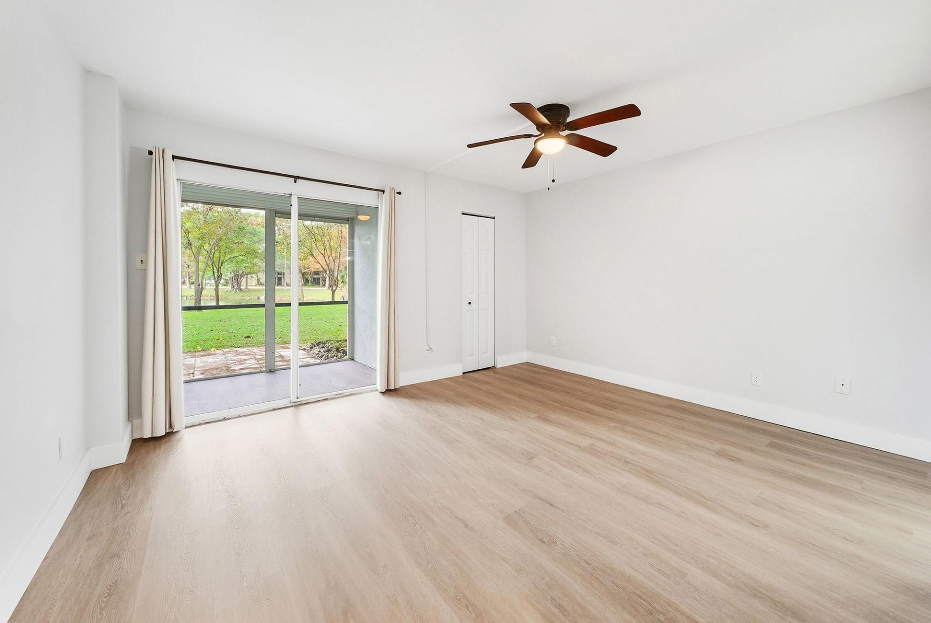 2214 S Cypress Bend Drive, Unit 106, Pompano Beach, FL 33069 Photo