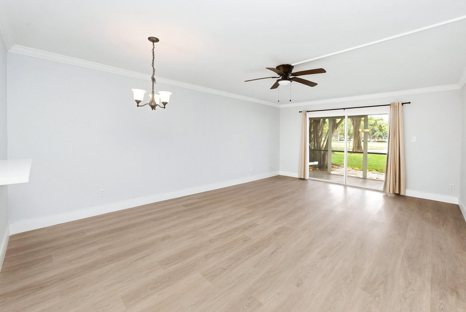 2214 S Cypress Bend Drive, Unit 106, Pompano Beach, FL 33069 Photo