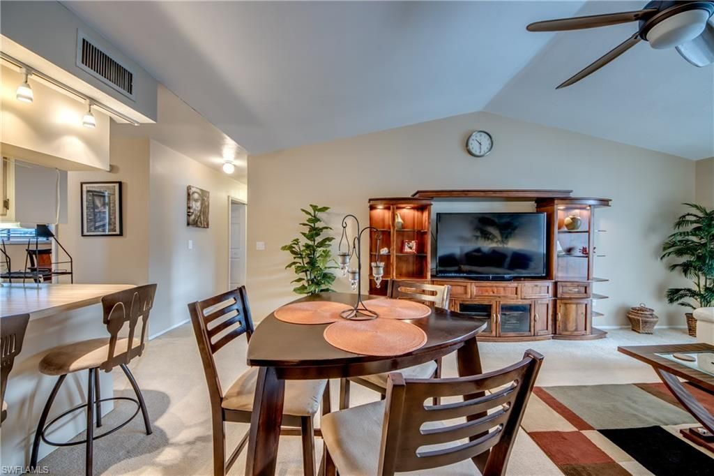 1202 Cape Coral Pkwy W, Unit 206, Cape Coral, FL 33914 Photo