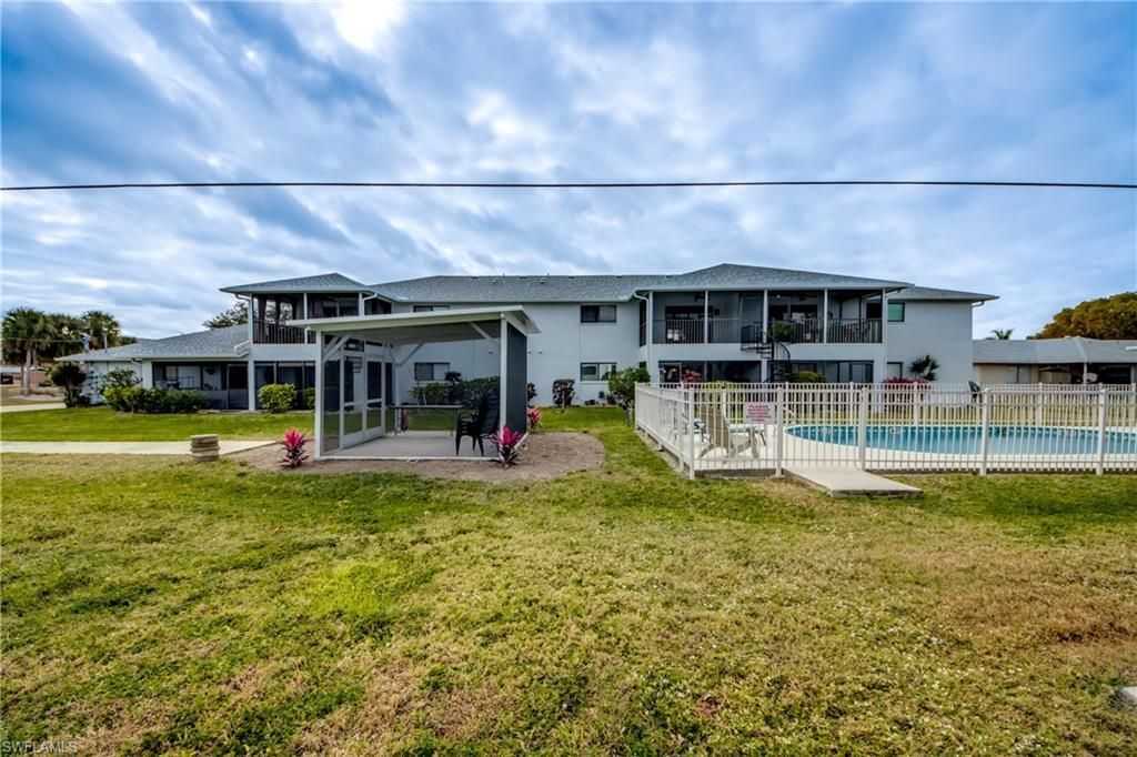 1202 Cape Coral Pkwy W, Unit 206, Cape Coral, FL 33914 Photo