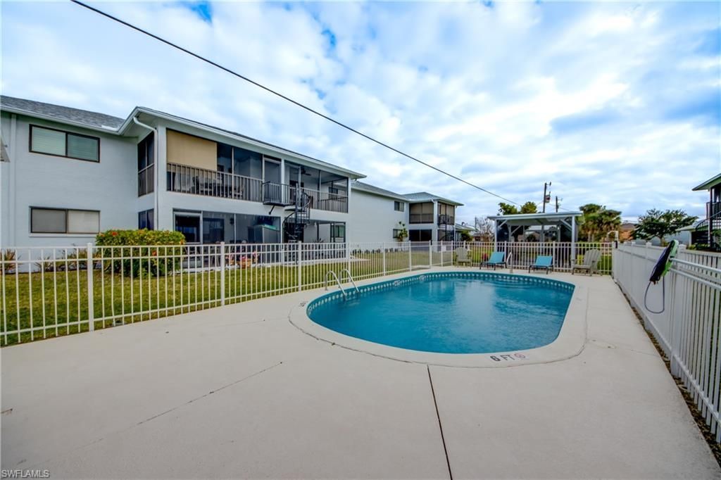 1202 Cape Coral Pkwy W, Unit 206, Cape Coral, FL 33914 Photo