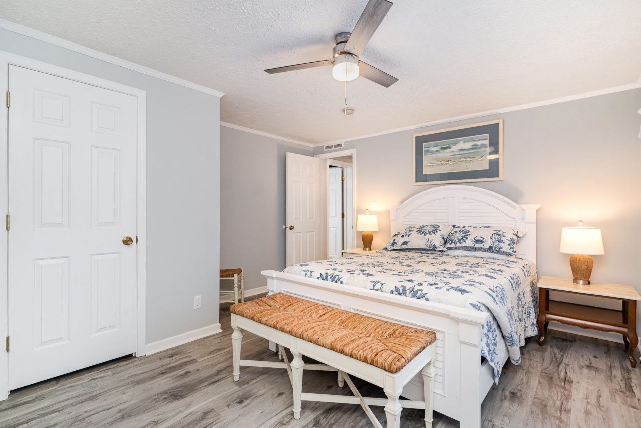 706 Oliver Dr. Photo 15