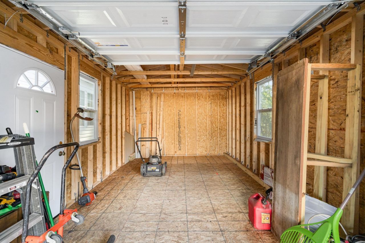 706 Oliver Dr. Photo 24