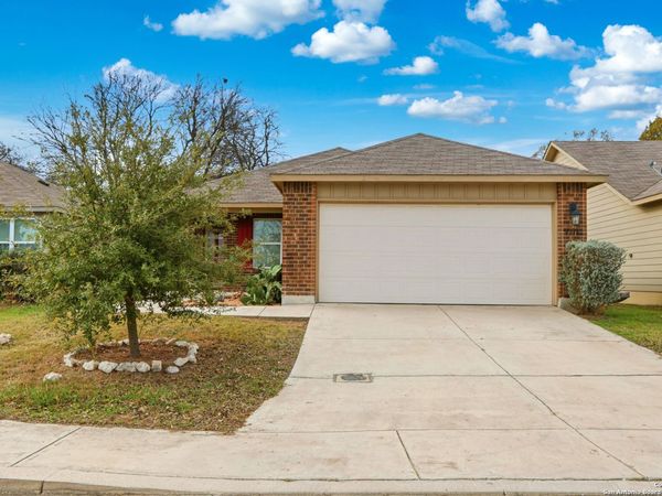 9713 Sandy Ridge Way, San Antonio, TX 78239