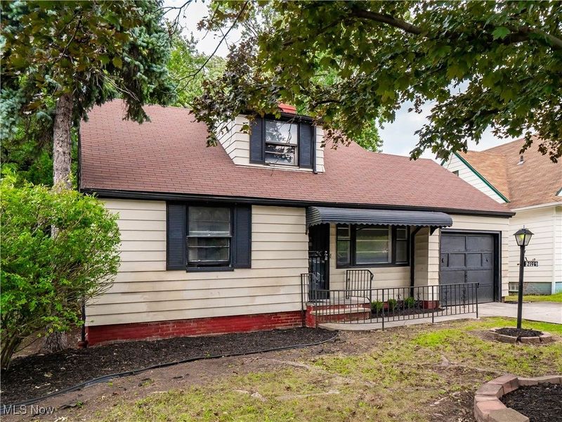 2195 N Taylor Road, Cleveland Heights, OH 44112 Photo 2