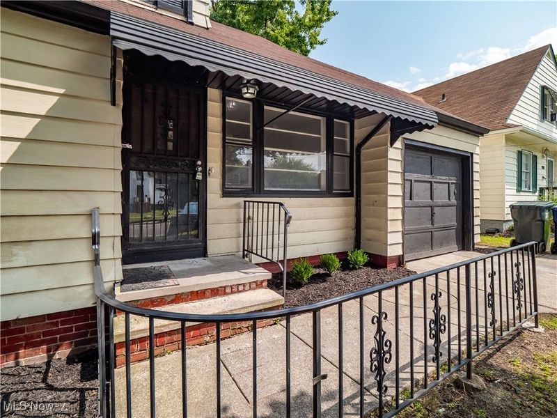 2195 N Taylor Road, Cleveland Heights, OH 44112 Photo 6