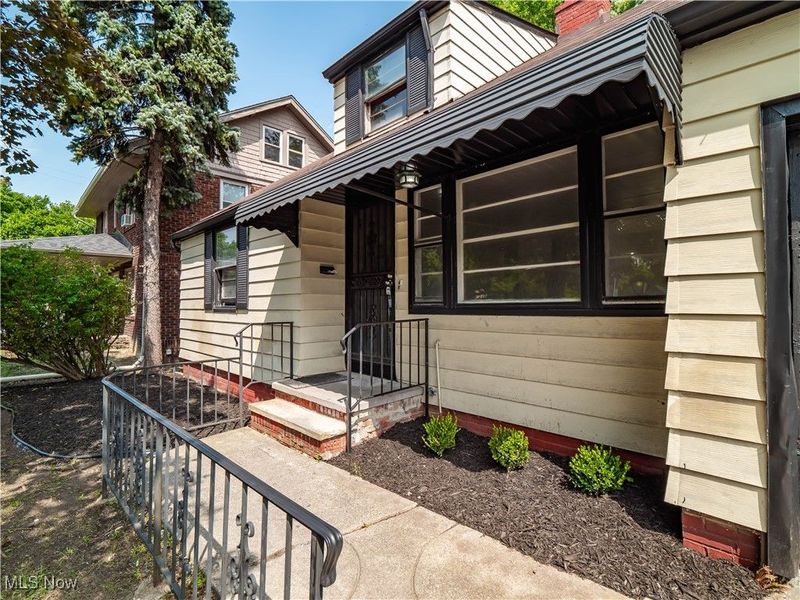 2195 N Taylor Road, Cleveland Heights, OH 44112 Photo 7