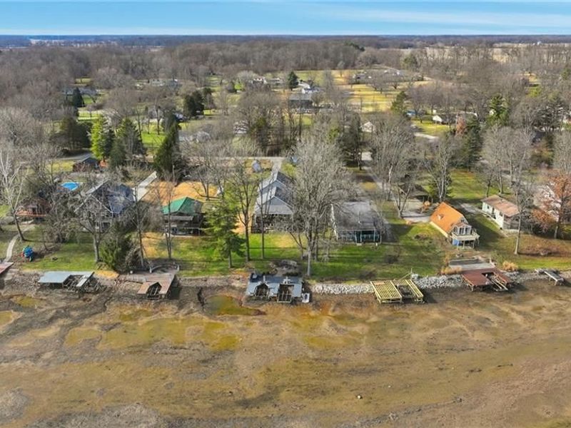 1065 Brunswick Drive, Perry Township, OH 45118 Photo 3