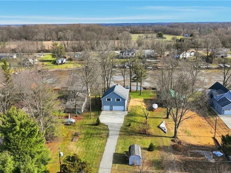 1065 Brunswick Drive, Perry Township, OH 45118 Photo 4