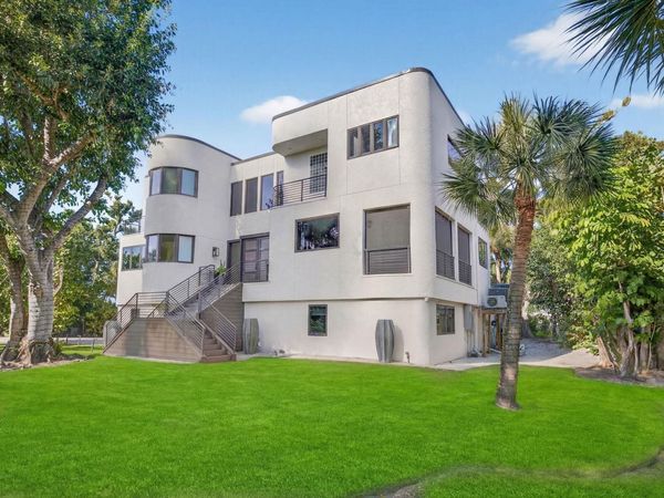 3400 W Gulf Dr, Sanibel, FL 33957