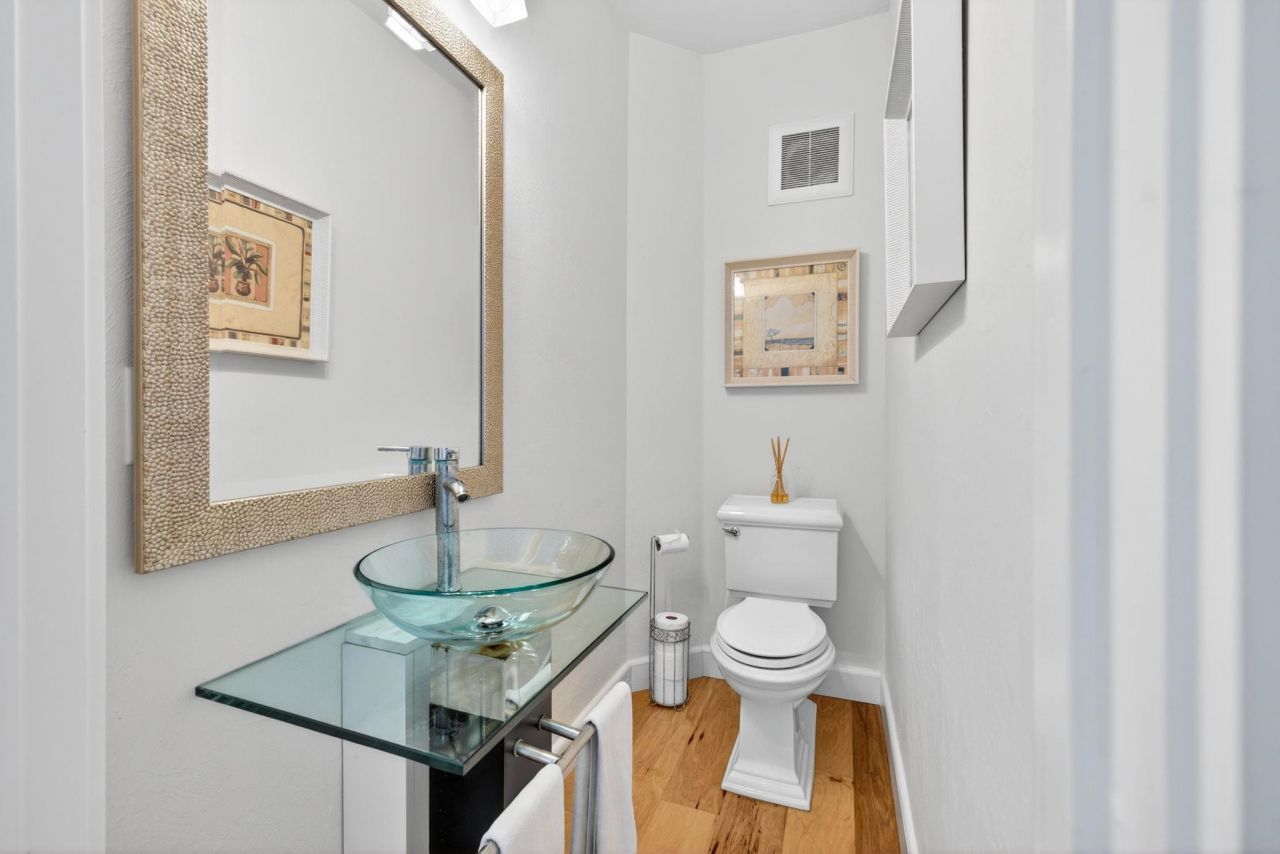 3400 W Gulf Dr, Sanibel, FL 33957 Photo