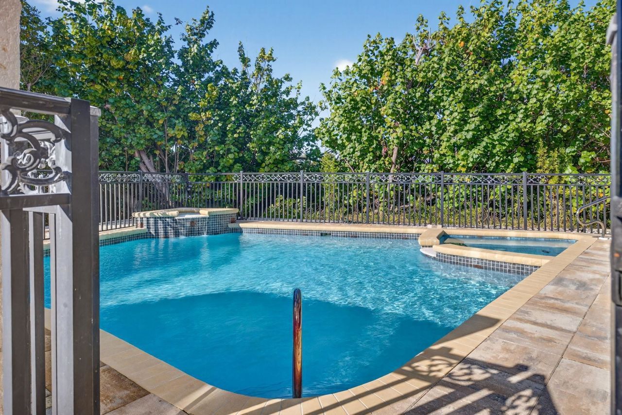 3400 W Gulf Dr, Sanibel, FL 33957 Photo