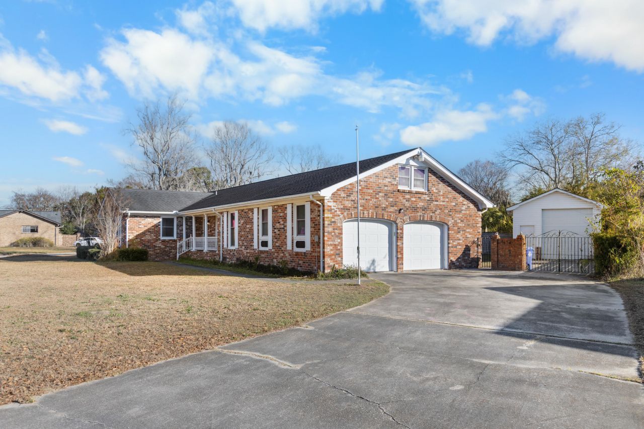 5320 Waterview Drive Photo 7