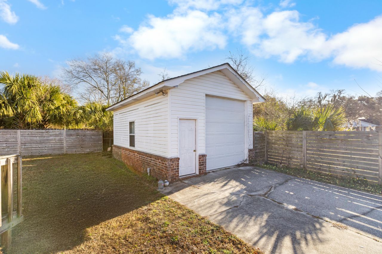 5320 Waterview Drive Photo 8