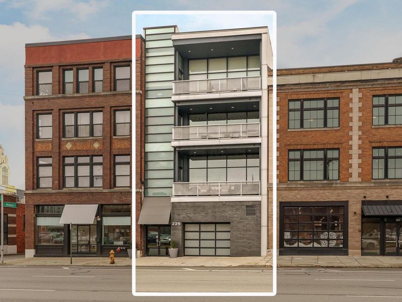 225 N 4th Street, Unit 301, Columbus, OH 43215 Photo 1