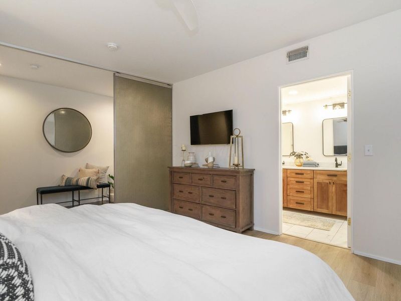 225 N 4th Street, Unit 301, Columbus, OH 43215 Photo 28