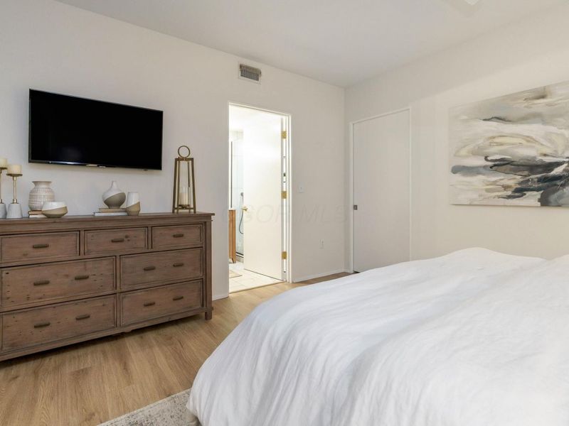 225 N 4th Street, Unit 301, Columbus, OH 43215 Photo 29