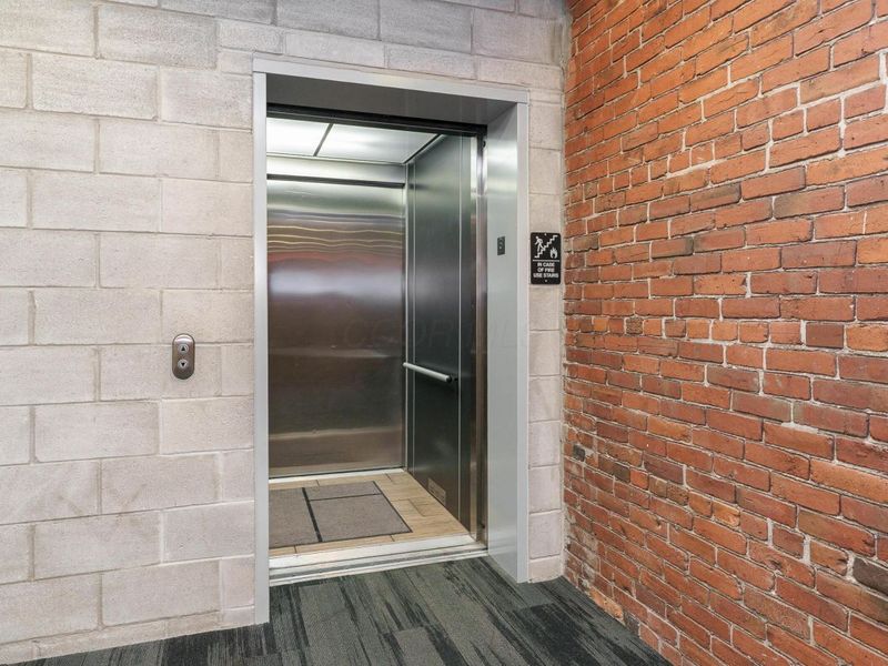 225 N 4th Street, Unit 301, Columbus, OH 43215 Photo 34