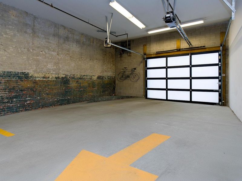 225 N 4th Street, Unit 301, Columbus, OH 43215 Photo 36